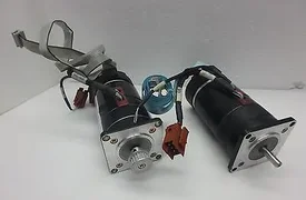Applied Materials 0090-70001 Vexta C5347-9212M BRAKE MOTOR W/Encoder  (Lot of 2 
