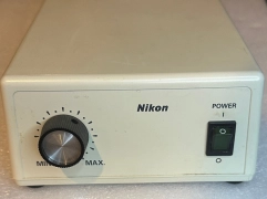 Nikon microscope hallogen lamp power supply TE-PS100, Output: 12V 8.4 A DC