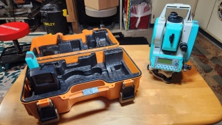 Nikon DTM-350 Surveying Total Station Battery, Charger + Case
