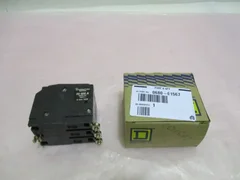 AMAT 0680-01567, Square D QOB330VH5237, 0008, Circuit Breaker. 419485