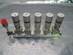 AMAT 0041-25973 Gas Manifold Assy w/ 5 Fujikin ALAMX000 Diaphragm Valves, 453837