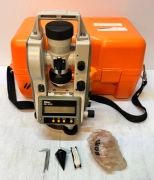 NIKON NE-20S DIGITAL THEODOLITE T01028