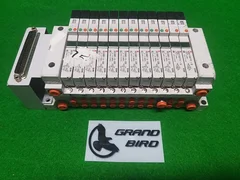 AMAT 0190-06402 MANIFOLD, GAS PANEL PNUEMATICS PROD SE, USED