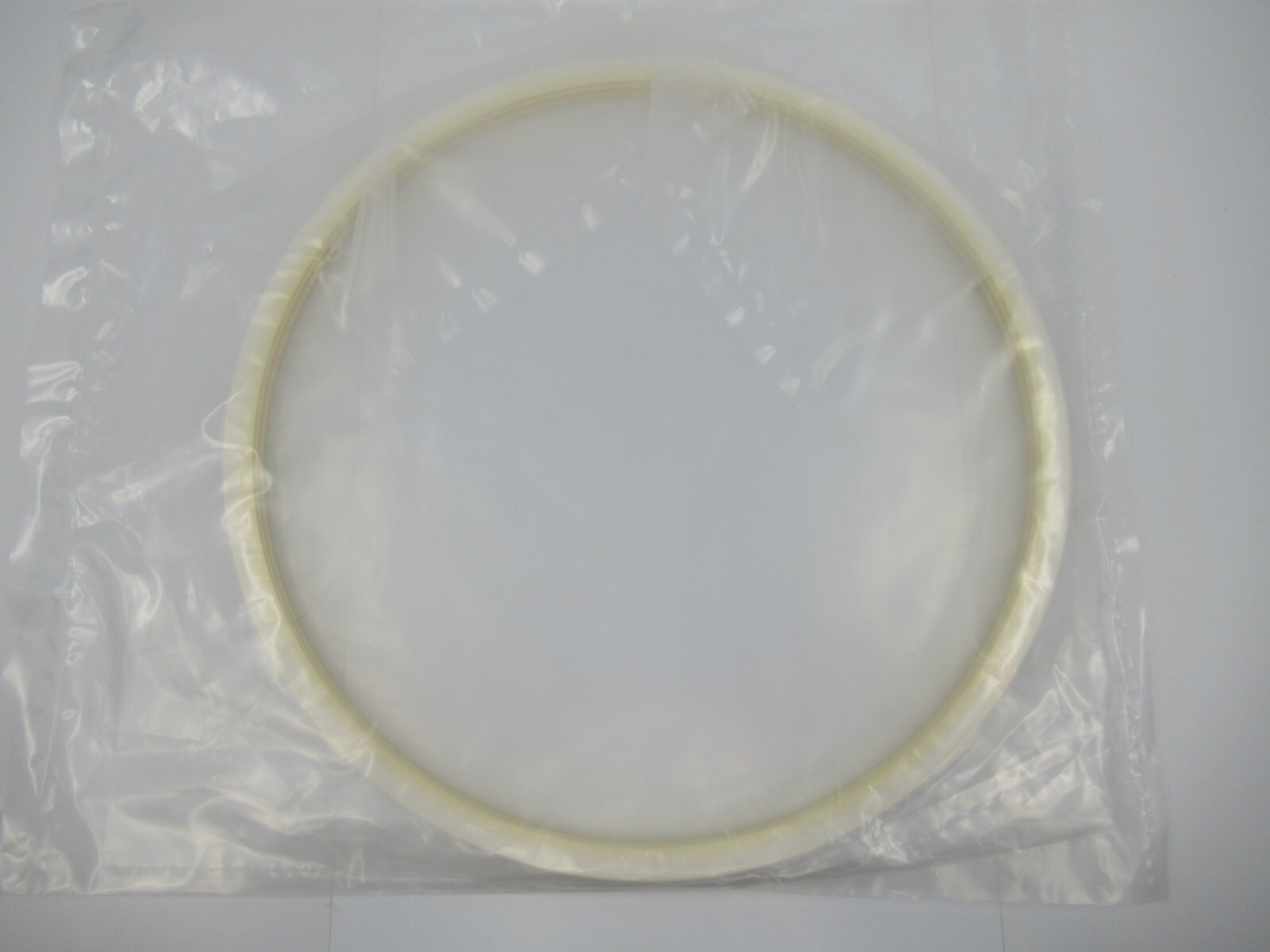 0200-20426 / INSULATOR, PINLESS, 8 EA. SNNF, PRECLEAN II /APPLIED MATERIALS AMAT
