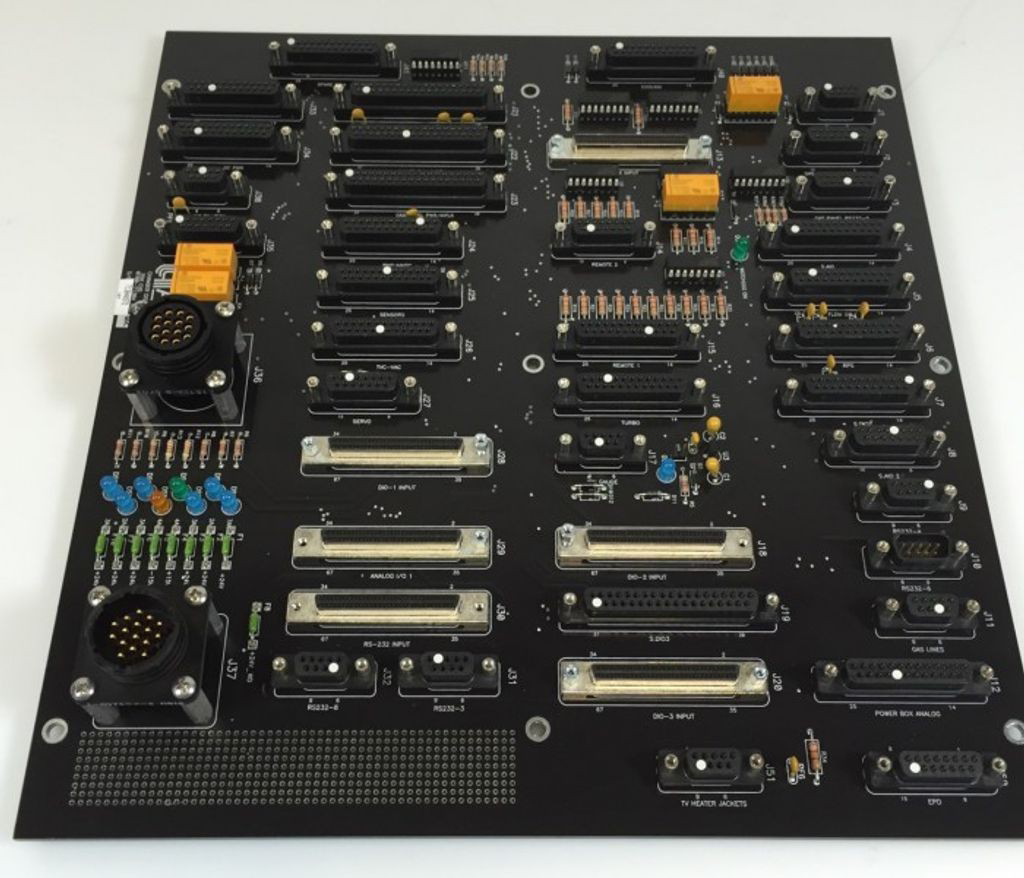 AMAT Applied Materials NUDE CHAMBER DISTRIBUTION 55K CVD Board 0100-71304 REV 02