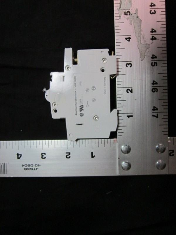 Applied Materials AMAT 0680-90076 CB 1P 6A DIN MTG