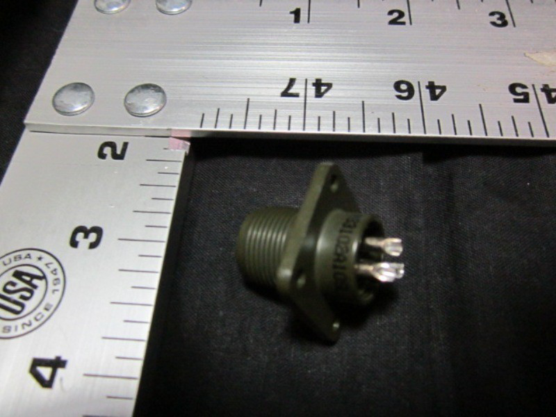 Applied Materials AMAT 0720-02593 CONN RCPT PNL MTG 3 POS CIRC MS3102