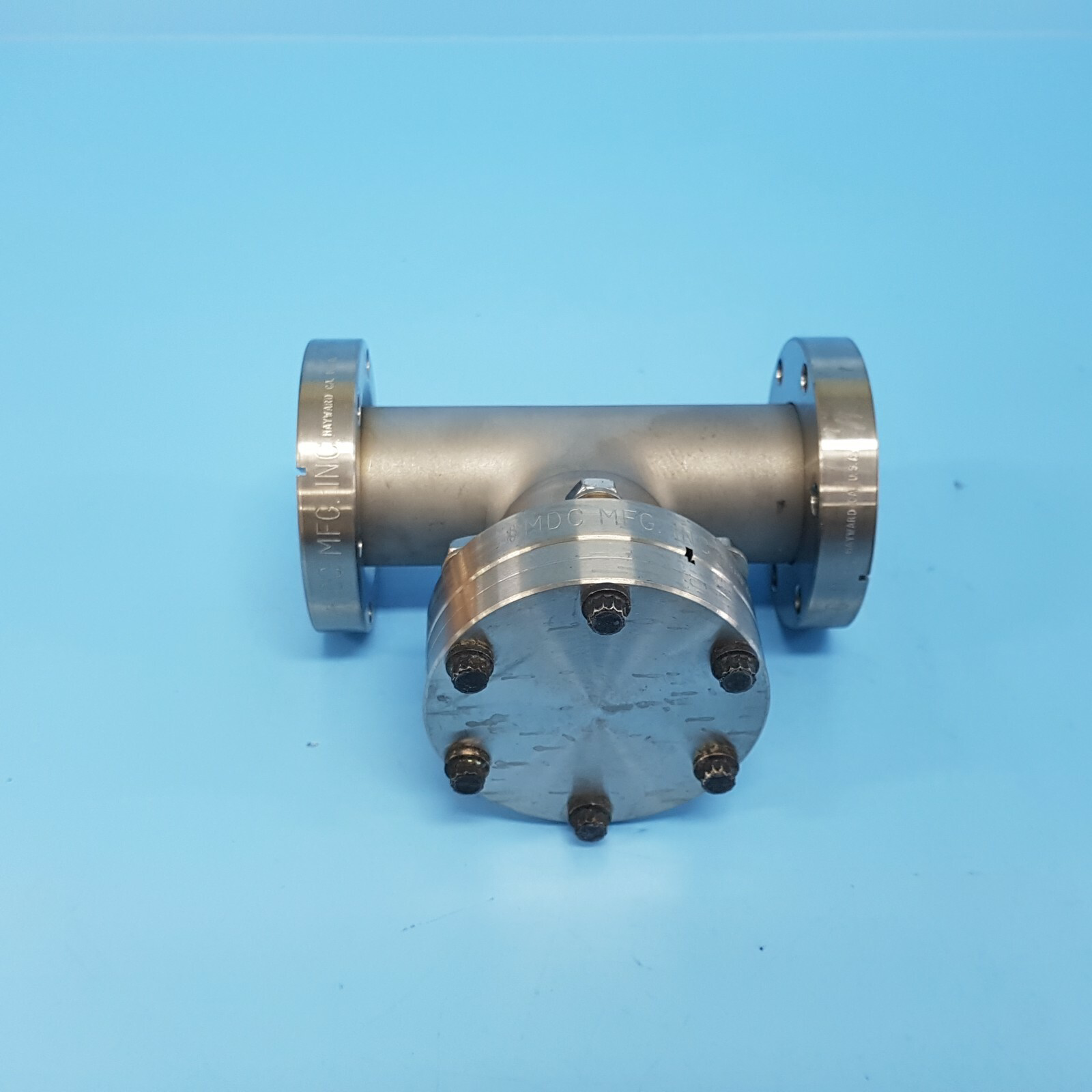 176-0402// AMAT APPLIED 3300-02674 FTGTEE WITH 2-3/4 CONFLAT FLANGES [USED]