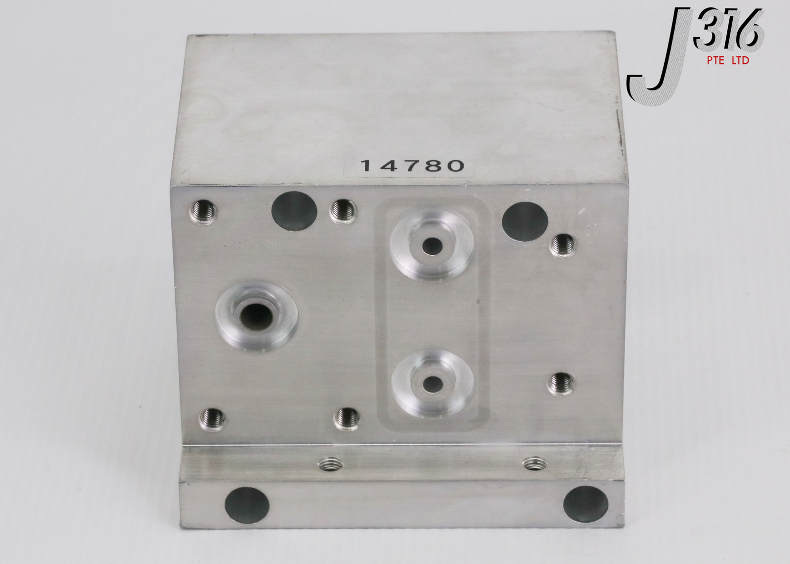 14780 APPLIED MATERIALS BLOCK,MIXING,CHAMBER LID,GIGA-FILL SACV 0040-36223
