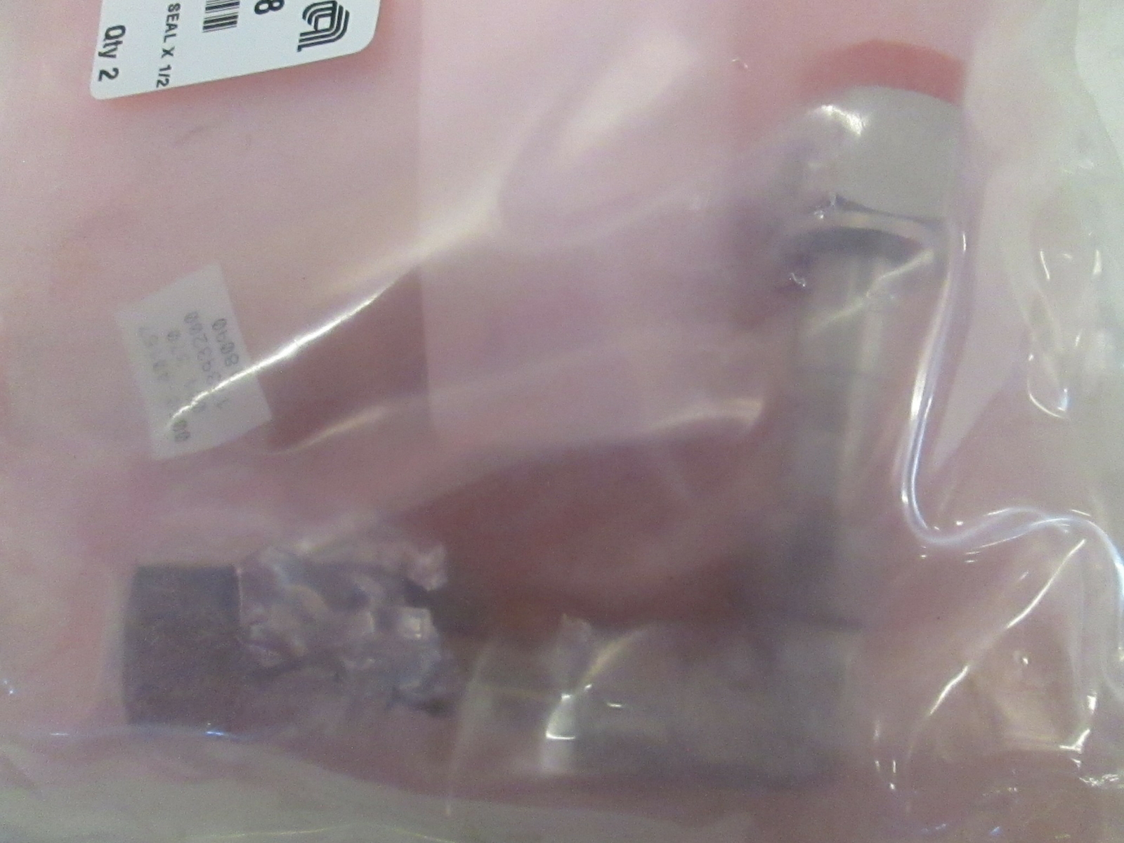 AMAT, Weldment, Elbow 3/4" CPV Face Seal X 1/2 In FVCR, 0050-40157, Used