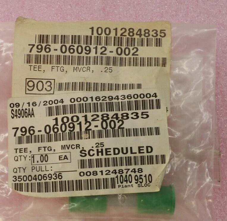 LAM  RESEARCH P/N 796-060912-002 TEE, FTG, MVCR, .25