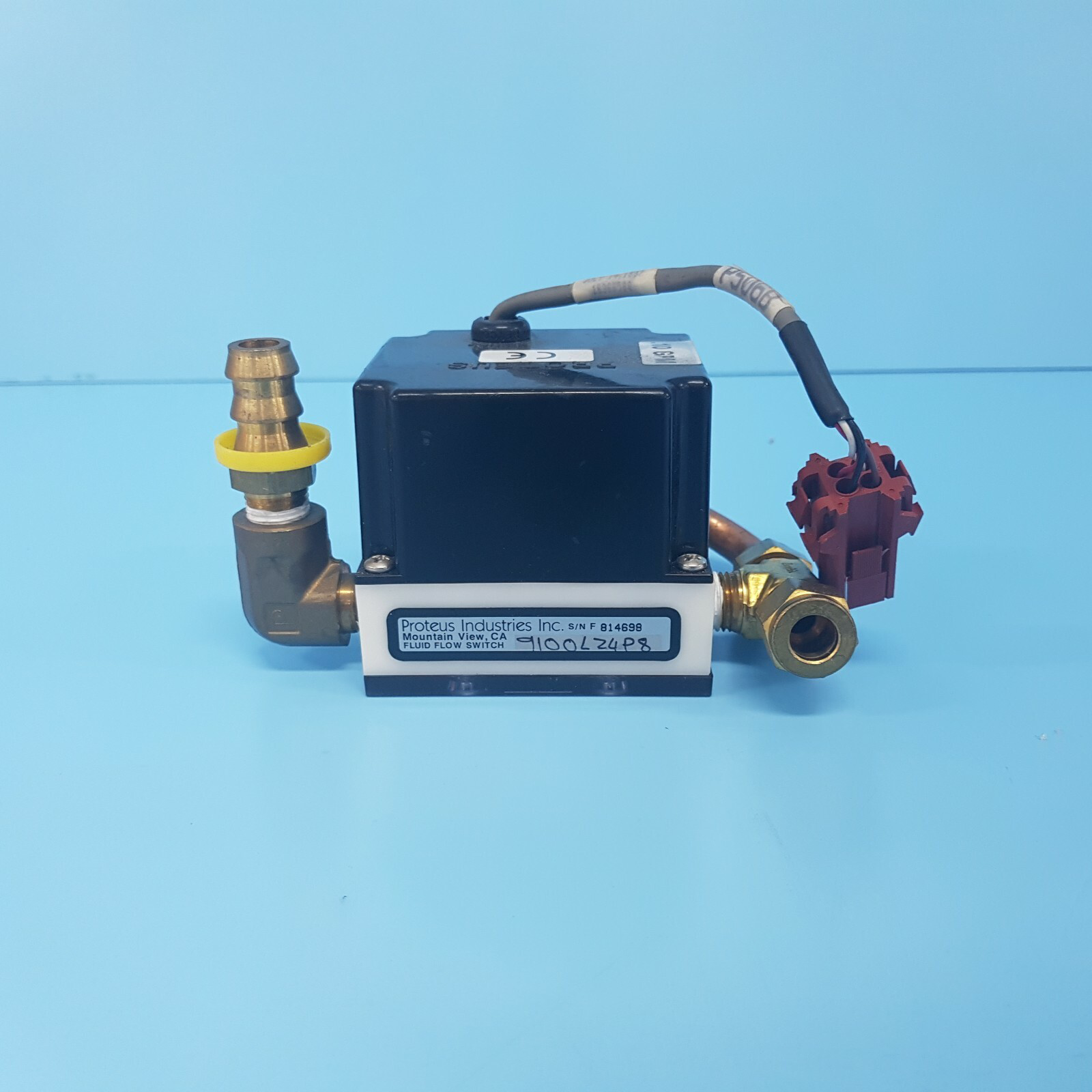 322-0102// AMAT APPLIED 0190-35606 SWITCH, FLOW, WATER 1 GPM SET PROTEUS [USED]
