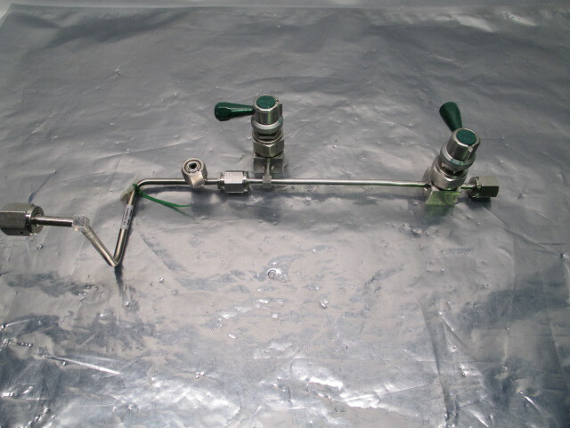 AMAT 0051-07087 Gasline Assy w/ 2 Nupro 6LV-DLBW4 Valves, Isolation, 453785