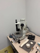 NIKON MM-200 PRECISION MEASURING MICROSCOPE XY STAGE W/ NAVITAR LIGHT