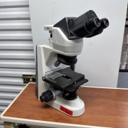 Nikon Eclipse 55i Microscope - W/ 2 OBJECTIVES 10x , 100x - W/ DS-Fi1