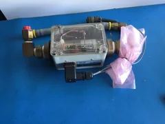 AMAT 1270-01475 Flow Switch N4B-6WD-05-L Lake Monitors, Great used item