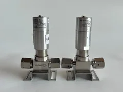 LOT OF 2 PCS AMAT 3870-03334 Pneumatic NC Valve Pneumatic Diaphragm