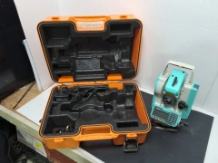 Nikon NPR-362 Surveying Total Station - TESTED / WORKING