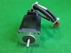 AMAT 0190-35463 MOTOR, 5 PHASE STEPPER W/ CABLE DXZ , USED