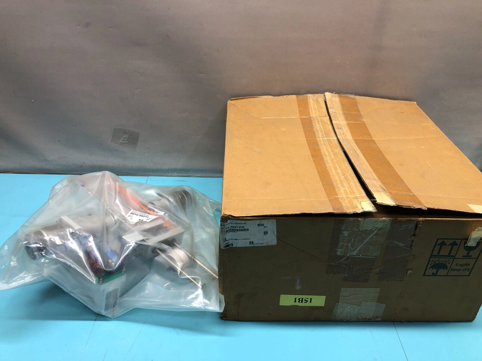 AMAT 0010-00212W Robot Assembly, Precision 8600, 0010-00212, 0010-00070, 160620