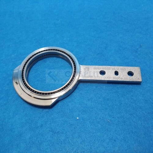 AMAT 0010-19228 ASSY, RH PIVOT AND BEARING, 300MM CR ROB