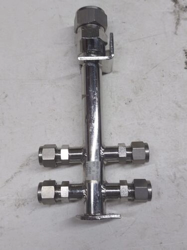 AMAT 0040-76367 Manifold Tall EXCELLENT CONDITION LOOKS UNUSED MAKE OFFER 