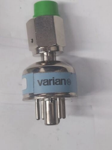 AMAT 3310-01074 Varian Type 0531 Vacuum Gauge 1/4”  LOOKS UNUSED Make Offer MIA 