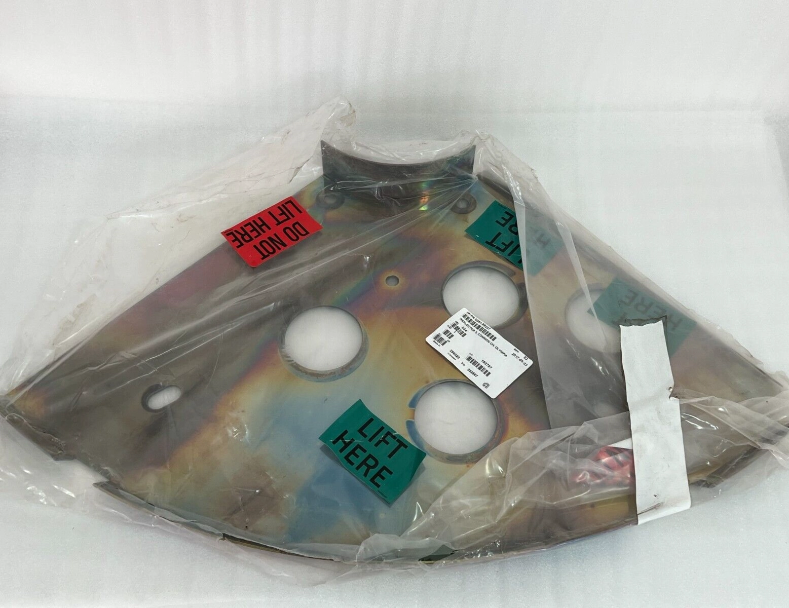 AMAT APPLIED MATERIALS 0041-89207 REFLECTOR 3 , COMMON CH , OLYMPIA