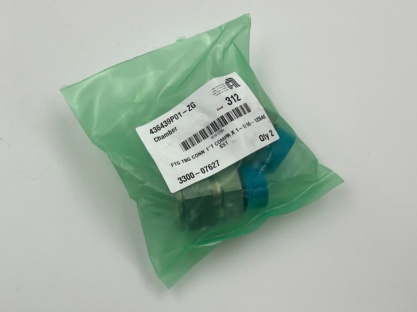 APPLIED MATERIALS 2PCS AMAT 3300-07627 AMAT FTG TBG CONN 1''T COMPR X 1/16-12SAE