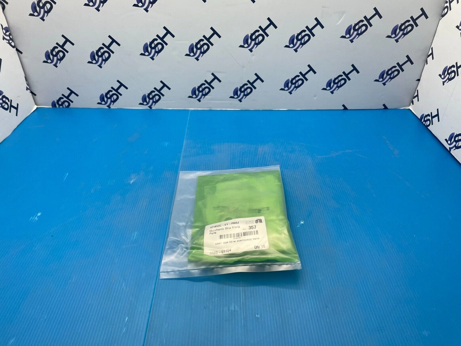 APPLIED MATERIALS AMAT 3320-01164 GSKT VCR 1/2 NI CONTOURED RNTR Qty 15x