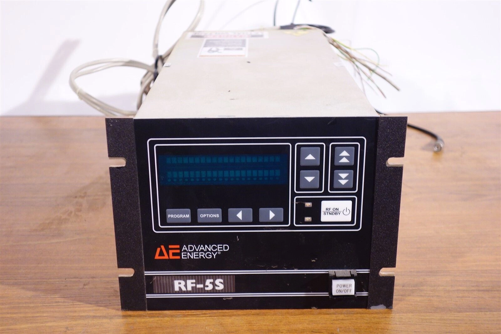 Advanced Energy RF5S RFPP RF Generator Power Plasma AE RF-5S 