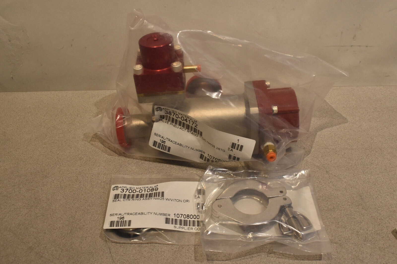 Applied Materials NEW 3870-04172 Roughing Pneumatic Valve 1" OD NW25 99F0065