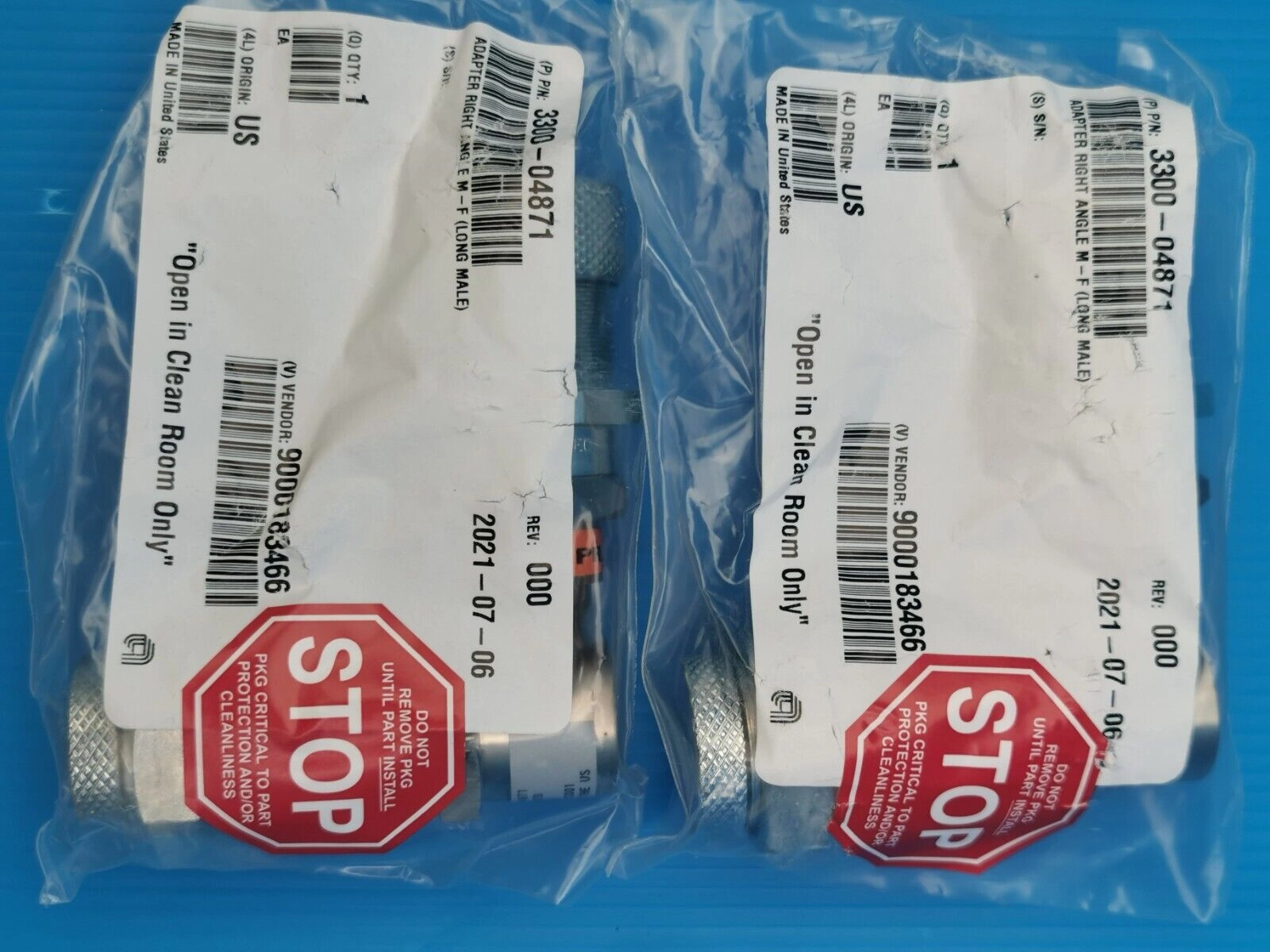 Applied materials AMAT 3300-04871 FTG TUBE ADAPTER RIGHT ANGLE HELIUM Lot of 2