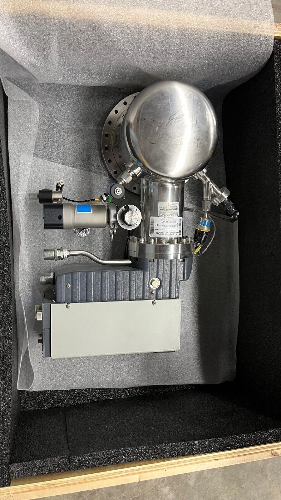 CTI Cryogenics On-Board 8F Cryopump