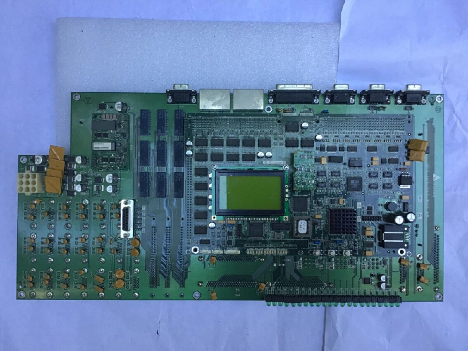 LAM RESEARCH 819-073479-001 810-069751-002 IGS GAS BOX MB BOARD