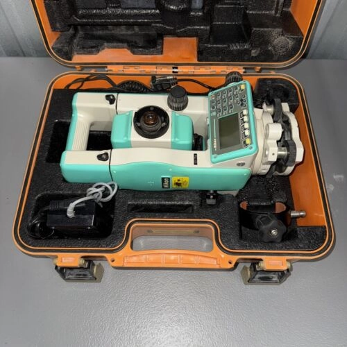 Nikon DTM-522 Total Station w/ Accessories