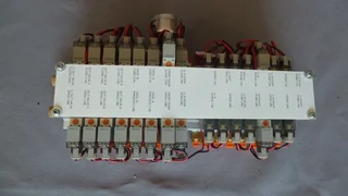 0010-01801 4060-01148 SMC SS5Y3-ULB980182 PNEUMATIC MANIFOLD NEW