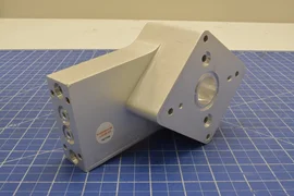 0040-49609 /MANIFOLD OUT RIGHT, CHAMBER LID S /APPLIED MATERIALS AMAT