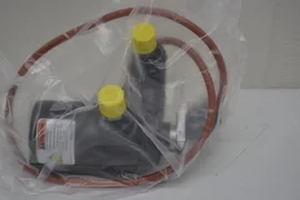 0190-23497 /  INFICON AG. LI-9496 BALZERS DUAL MANOMETER HEATED VALVE 3FT 208V