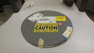 0200-09200, Applied Materials, PLATE GAS DIST UPPER 5.75" OD 8" QUARTZ