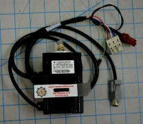 1080-00143 / AC SERVO MOTOR 100W 200V W/INCR ENCOD SGMPH-01AAE-YA11 / AMAT