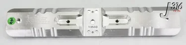 13533 APPLIED MATERIALS 300MM SPD SLIT VALVE DOOR CLAMP 0041-07784