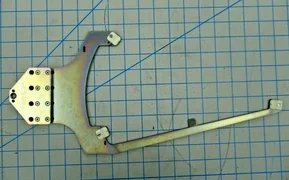 15-256077-01 / END EFFECTOR,300MM,R.L/LK,VCTR / NOVELLUS