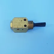 177-0303// AMAT APPLIED 3870-01788 VALVE POPPET 4WY TGL-ACT 120PSI 10-32POR ASIS