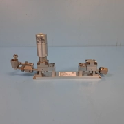 215-0202 AMAT 0010-23660-(#3) 3870-00899 CONFIGURABLE GAS-STICK, PROCESS [ASIS]
