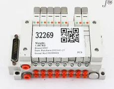 32269 SMC 8 SLOTS PNEUMATIC MANIFOLD, AMAT 4060-00945 VV5Q11-08-X3102V