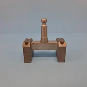 350-0101 AMAT APPLIED 0021-11880 BLOCK, PIVOT, SOURCE LIFT, 300 MM [USED]