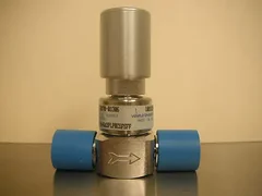 3870-01306 AMAT,Valve air actuated NC 1/4 VCR F-F 10 RA