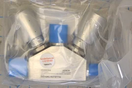3870-01811 / VALVE BLOCK DIAPH. 3WAY 1-4VCR-M-F-F NC- / APPLIED MATERIALS AMAT