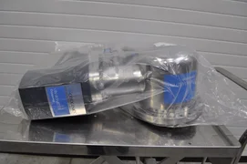 8185185G001R/ BROOKS CTI CRYOGENICS ON-BOARD IS-8F CRYOPUMP MS 300MM PVD SPUTTER